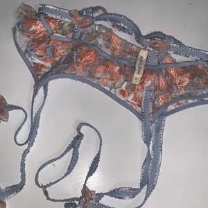 GARTER FOR LOVE AND LEMONS